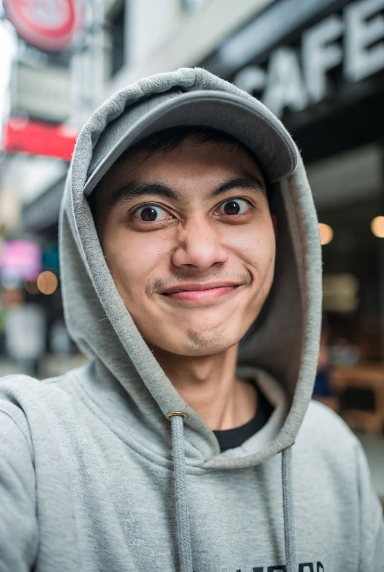 Malam Stand-Up di Kafe